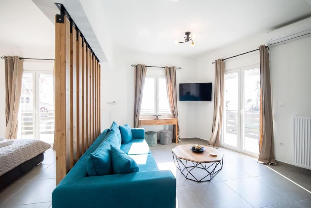 Apartment La Casa New Central Coastal & Jacuzzi Volos