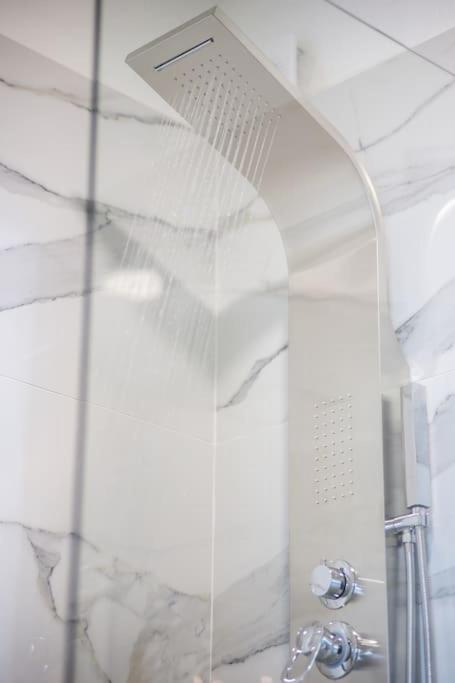 La Casa New Central Coastal & Jacuzzi Volos